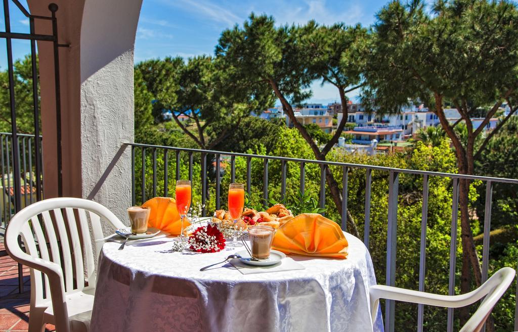 Hotel San Valentino Terme Ischia Exteriör bild
